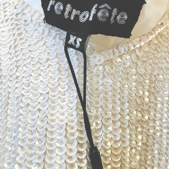 NWT White retrofete dress - Picture 7 of 7